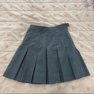 Flynn O’Hara girls box pleat grey skirt size 10